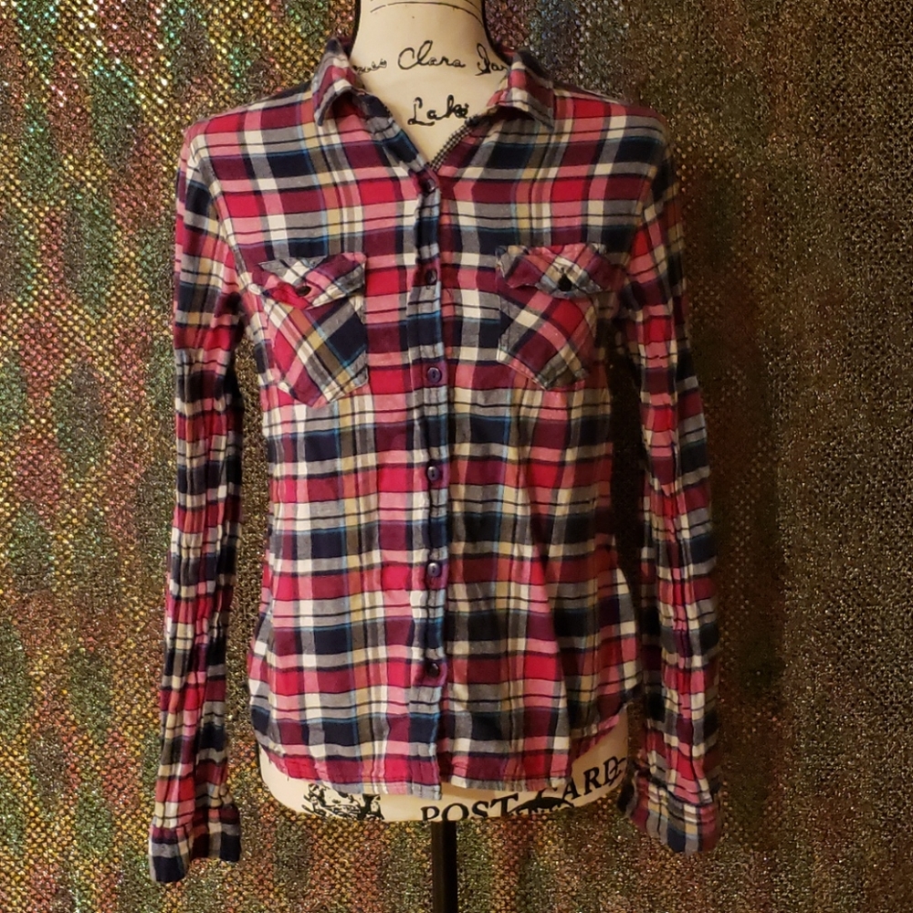Passport Long Sleeve Flannel